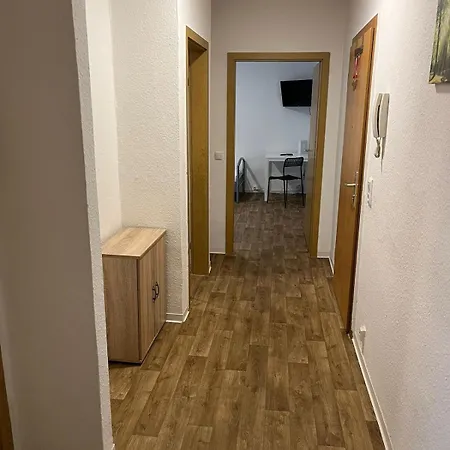 Legro Monteurs Koetzschener Weg 18 * Merseburgo